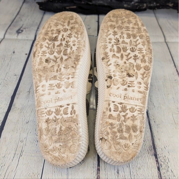 Steve Madden Cool Planet Stream Green Camo Platform Lace-up Sneakers - Picture 6 of 8